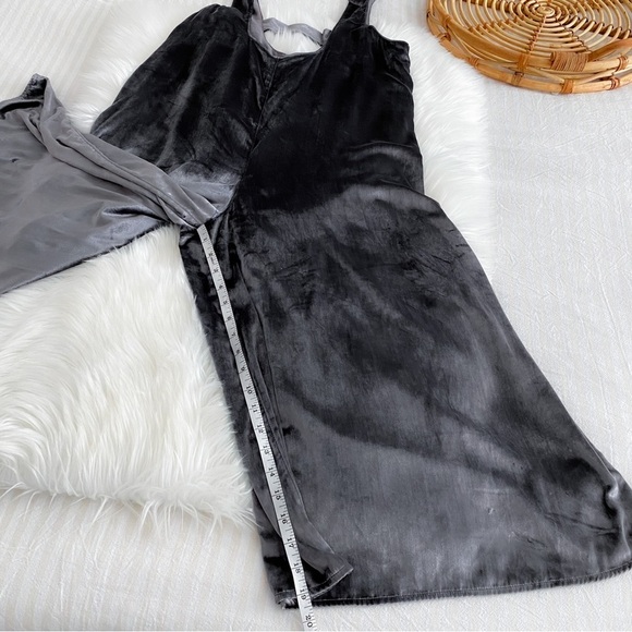 Anthropologie Maeve Velvet Romper Jumpsuit Jeweled Buttons Cropped Wide Leg Gray - Picture 13 of 15